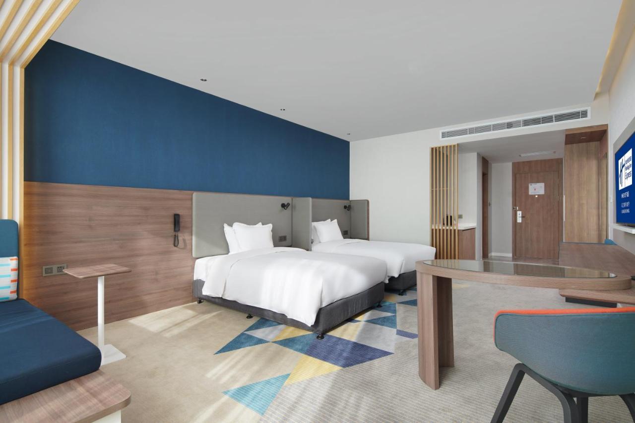 Holiday Inn Express Ulanqab Jining By Ihg Zewnętrze zdjęcie
