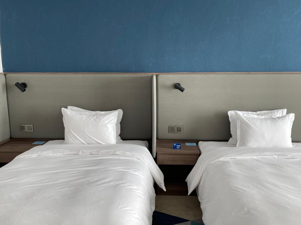 Holiday Inn Express Ulanqab Jining By Ihg Zewnętrze zdjęcie
