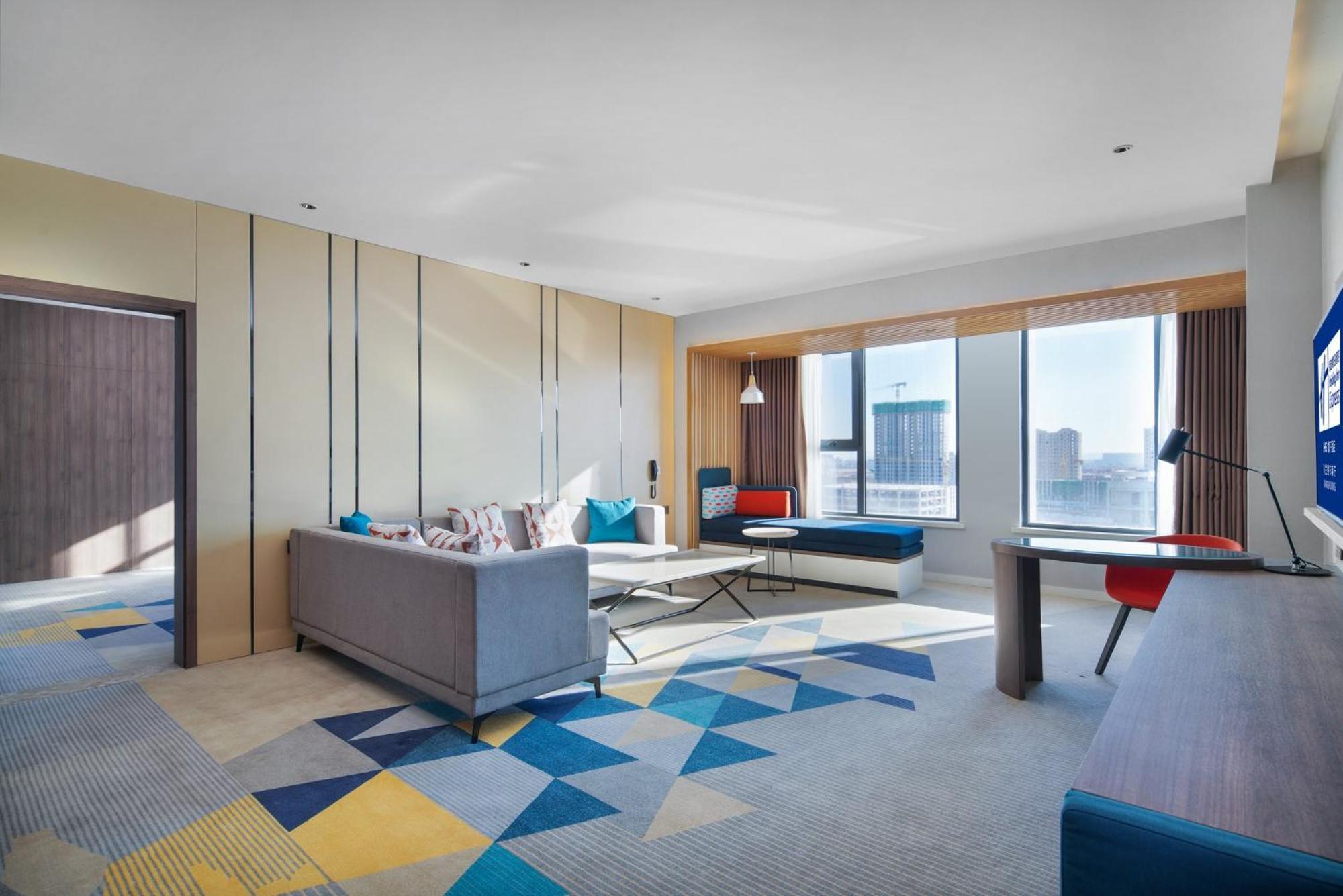 Holiday Inn Express Ulanqab Jining By Ihg Zewnętrze zdjęcie